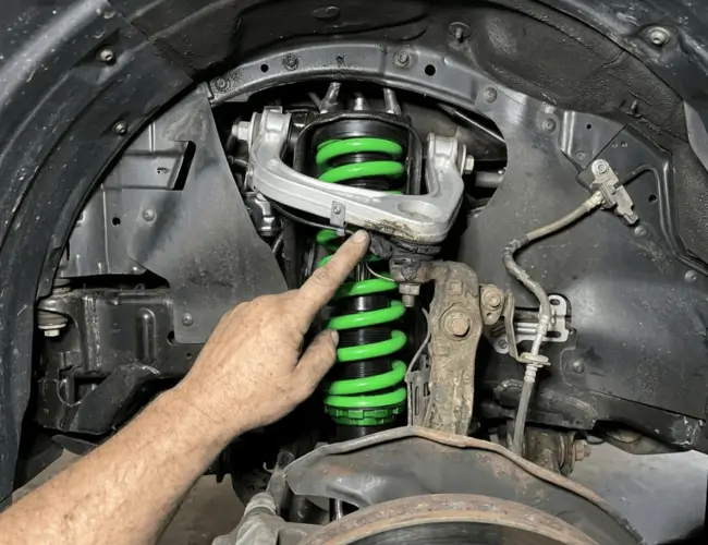 Shocks vs Struts: What’s the Difference?