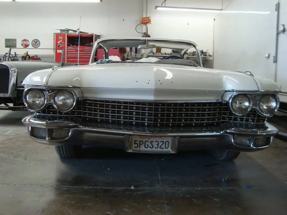 classic white 1960 Cadillac Series 62 Restoration classic white 1960 Cadillac Series 62 Restoration